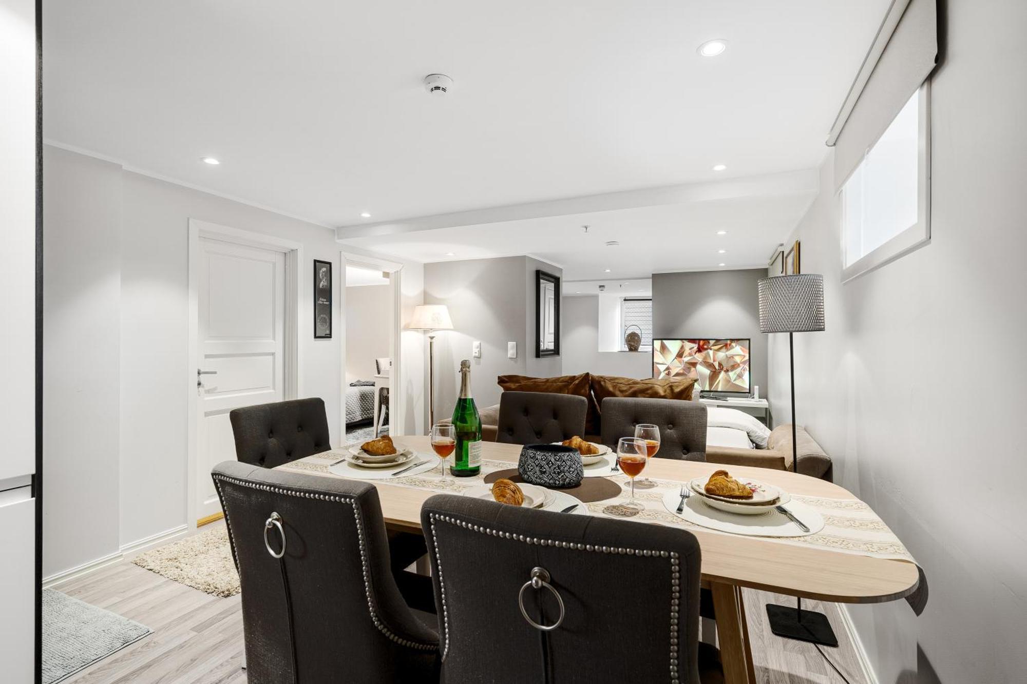 Solsiden Modern Stay: King Beds, Private Entry Trondheim Exteriér fotografie