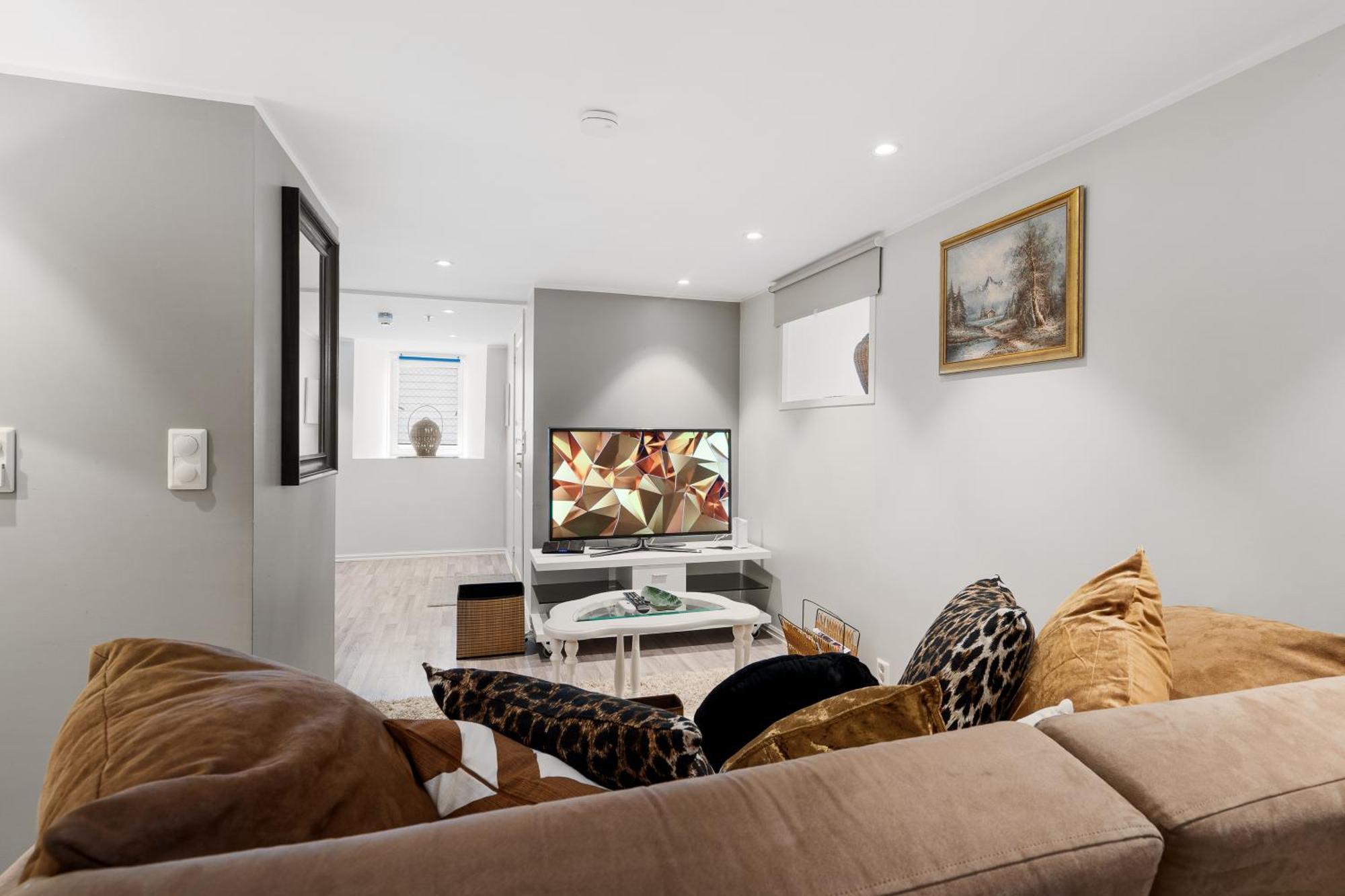 Solsiden Modern Stay: King Beds, Private Entry Trondheim Exteriér fotografie